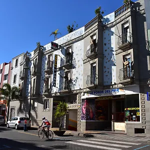 La Fonda Aeropuerto Vakantiehuis Ingenio